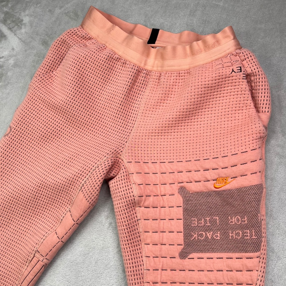Nike Tech Pack Therma-FIT ADV Joggers Mens Small Coral Peach Knit Sweatpants